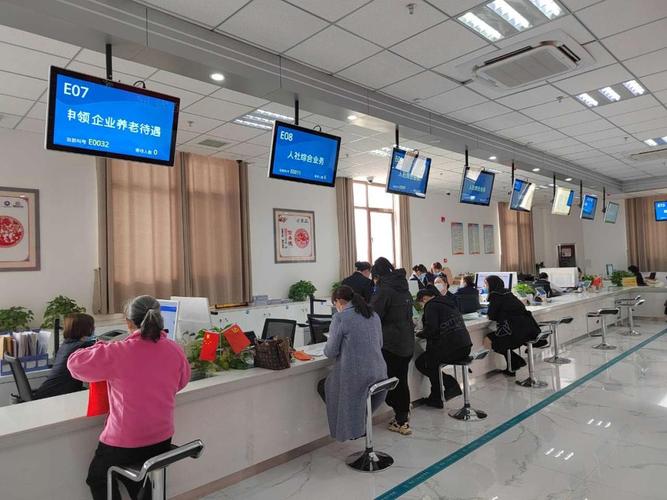 泰康医保卡过期怎样换？亲历者教你3步搞定，避免白跑一趟