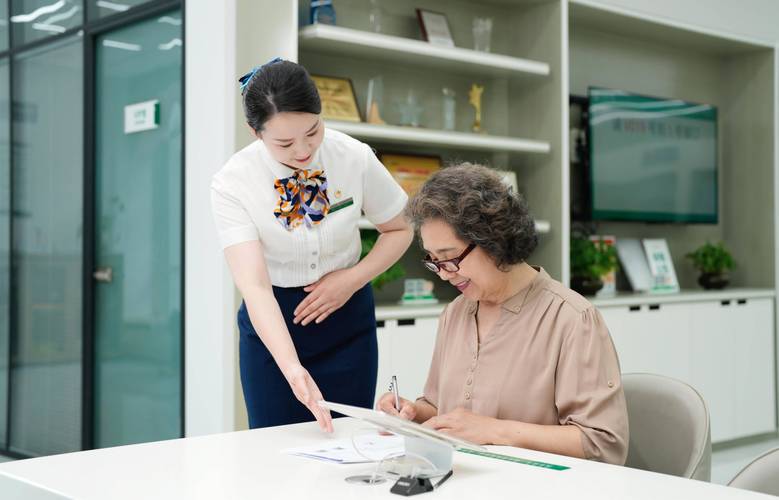 泰康医保个人账号余额取现手续费多少啊？这笔费用你要清楚